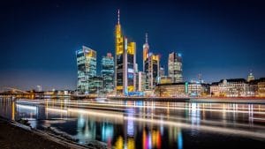 Ein funkelndes Märchen: Neuigkeiten zur Frankfurter Skyline bei Nacht