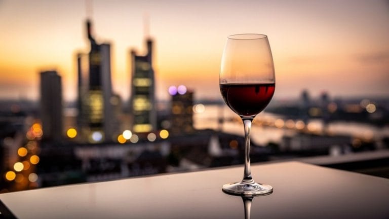 Neuigkeiten zu Spätburgunder & Skyline: Frankfurts Genuss-Gipfel