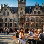 Herzschlag Frankfurts: Aktuelle Einblicke in Römer, Rathaus & Politik